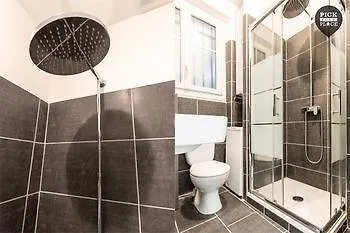We - 75015 Apartment Paris